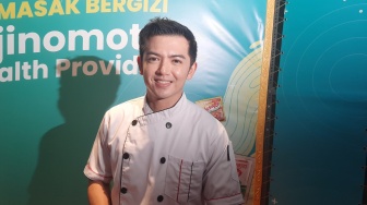 Tak Lagi Fokus Berakting, Nicky Tirta Tekuni Dunia Chef Demi Edukasi Ibu-Ibu Lawan Hoaks Kuliner