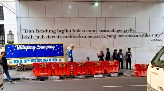 Persib Bandung akan Umumkan Pemain Anyar Lewat Karangan Bunga di Jantung Kota