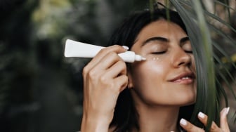 5 Rekomendasi Sunscreen Mengandung Moisturizer Terbaik, Harga Cuma Rp30 Ribuan