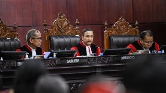MK Kubur Mimpi Capres Wajib S1: Apa Alasannya?