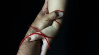 S Line, Garis Merah Menguak Jejak Seksual: Kok Malah Jadi Tren?