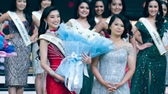 Kulit Glowing Zefanya Sharon Curi Perhatian di Miss Indonesia 2025, Mandi Susu Rahasianya?