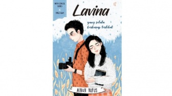 Ulasan Novel Lavina: Potret Realistis Kehidupan dan Percintaan Remaja SMA