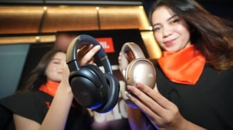 JBL Hadirkan Headphone Tour One M3 Smart Tx, Dilengkapi Teknologi Audio Transmitter Cerdas