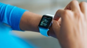 5 Smartwatch 'Pesaing' Apple Watch: Punya Fitur Unik, Harga Murah
