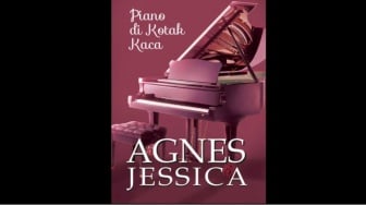 Menemukan Cinta yang Tak Terduga di Novel Piano di Kotak Kaca