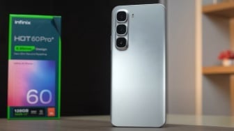 Video Unboxing Infinix Hot 60 Pro Plus: HP Murah Tipis Ini Bawa Bodi 5,95 mm
