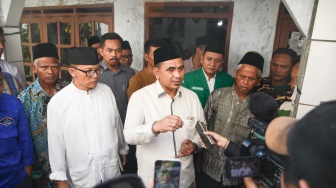 Guru Madin di Demak Dipalak Rp25 Juta Usai Tampar Murid, Wagub Taj Yasin Pasang Badan