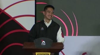 Minta Maaf Dulu, Tebar Janji Kemudian: Manuver Politik Kaesang Usai PSI Gagal ke Senayan