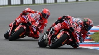 Drama di MotoGP Ceko: Bagnaia Pole, Marquez Kecelakaan, Bezzecchi Nyaris Out!