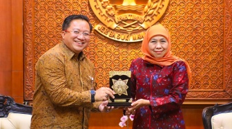 Gubernur Khofifah Gandeng Bulog: Wujudkan Koperasi Desa Merah Putih Jadi Kekuatan Ekonomi Riil!