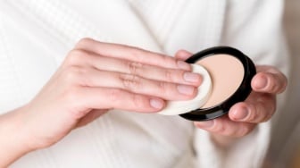 5 Rekomendasi Cushion untuk Kulit Putih Gading: Complexion Merata, Wajah Glowing Alami