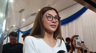Sarwendah Ungkap Firasat dan Senyum Terakhir Sang Ayah Sebelum Meninggal