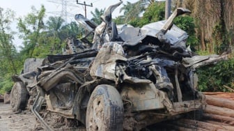 5 Tewas dalam Kecelakaan Tiga Kendaraan di Pelalawan, Grand Max Masuk Jurang