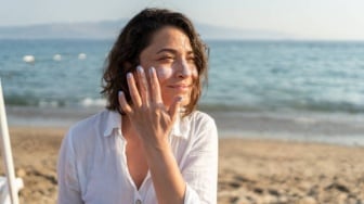 5 Sunscreen untuk Mengatasi Flek Hitam Membandel di Wajah, Harga Mulai Rp30 Ribuan