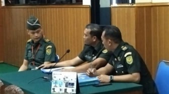 Buntut Kelola Judi Sabung Ayam Tewaskan 3 Polisi, Peltu TNI Dituntut 6 Tahun dan Dipecat