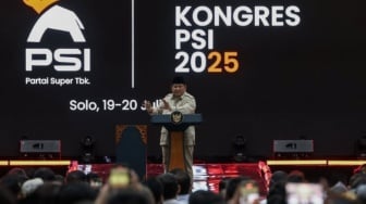 Pidato Prabowo di Kongres PSI: Antara Canda, Sindiran, dan Harapan Kosong