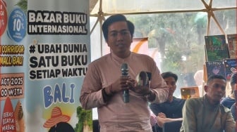 Ransel Penuh Harapan: Kisah Inspiratif Pegiat Literasi Ubah Hidup Anak-Anak Terpencil di Bali