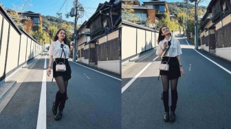 Anti Mati Gaya saat Traveling dengan 5 Outfit Stylish ala Michelle Ziudith