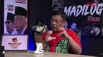 Geger Eks Rektor UGM Cabut Pernyataan Soal Ijazah Jokowi, Pengamat Duga Ada Tekanan Besar