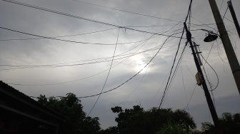 'Seluruh Tiang dan Kabel WiFi di Pekanbaru Ilegal' Kata Anggota DPRD