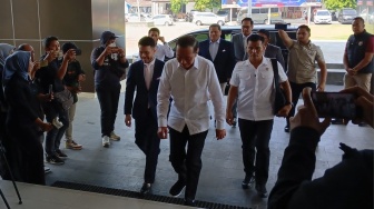 Tiba di Mapolresta Solo dengan Senyum Lebar, Jokowi Ucapkan Ini ke Wartawan
