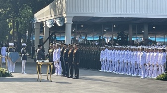 Prabowo Lantik 2.000 Perwira TNI-Polri di Istana, Ini Daftar Adhi Makayasa