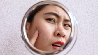 Skin Barrier Rusak Tandanya Apa? Ini 5 Rekomendasi Skincare untuk Memperbaikinya