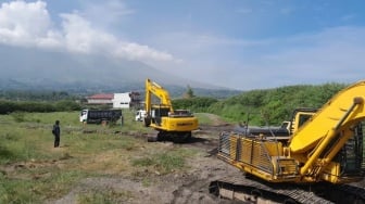 Waspada Banjir Lahar Dingin Gunung Marapi, Bendungan Cangkiang di Agam Dikeruk