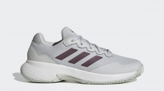 5 Rekomendasi Sepatu Adidas Wanita Selain Samba, Trendi Buat Kerja dan Santai
