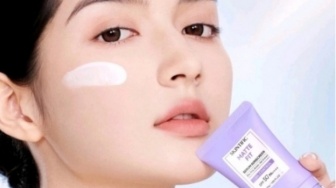 4 Sunscreen Oil Control untuk Kulit Berminyak, Bikin Wajah Bebas Kilap!