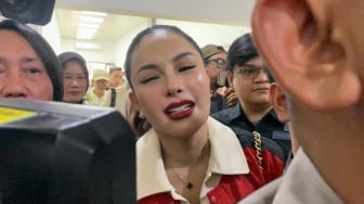 Nikita Mirzani Tampil Cetar Membahana di Sidang TPPU: Ini Alasannya