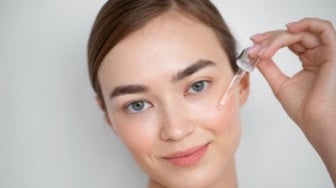 4 Serum Berbahan Utama Ginseng, Rahasia Kulit Awet Muda dan Kenyal!