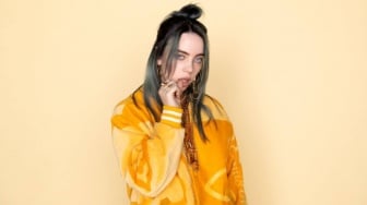 Billie Eilish Beber Tengah Kolaborasi Proyek dengan Sutradara Titanic