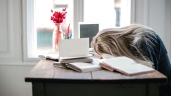 Mengapa Gen Z Rentan Burnout? Ini Realita yang Jarang Disadari
