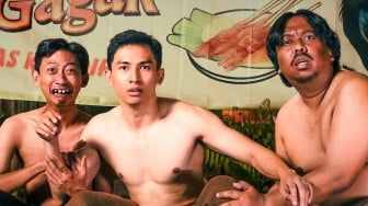 Pesugihan Sate Gagak Siap Mengocok Perut, Angkat Ritual Mistis Jadi Komedi Horor