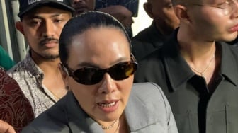 2 Kali Mangkir di Kasus Fitnah Nikita Mirzani Idap HIV, Fitri Salhuteru Bakal Dijemput Paksa?