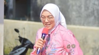Anne Ratna Mustika Buka Suara, Bantah Isu Cerai dan Bongkar Fitnah di Balik Pernikahan Maulana Akbar