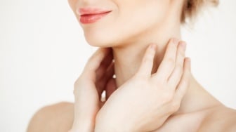 4 Rekomendasi Moisturizer Anti-aging untuk Leher: Mulai Rp30 Ribuan, Ampuh Cegah Keriput
