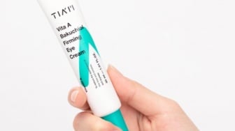 4 Rekomendasi Eye Cream Mengandung Bakuchiol, Ampuh Hempas Mata Panda
