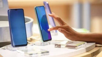 5 HP Samsung RAM 8 GB Dibawah Rp 2 Juta Terbaik Bulan Juli 2025: Kamera Jernih, Chipset Canggih!