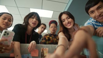 Bukan Cuma Komedi, Film Tinggal Meninggal Bawa Pesan soal Penerimaan dan Arti Keluarga