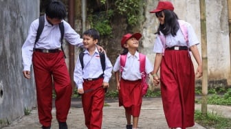 Lengkap Persiapan Sekolah: Tips Pilih Seragam, Tas, Tempat Pensil, dan Lainnya Selain ATK