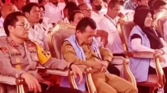 5 Fakta Viral Gubernur Jambi Al Haris Tidur Saat Presiden Prabowo Pidato: Risiko Jadi Pemimpin!