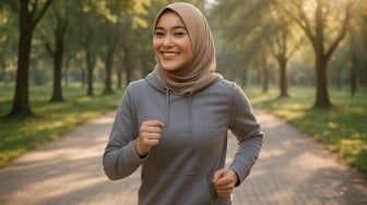 Besok Lari Pagi? Ini 5 Elemen Outfit Wajib untuk Hijabers Biar Tetap Kece dan Anti Gerah!