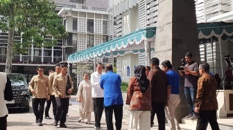 Tiba di UGM, Jokowi Tebar Senyum di Reuni Guyub Rukun, Nostalgia di Tengah Badai Ijazah Palsu
