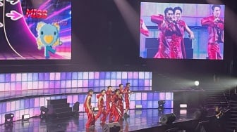 Proxie Sapa Teerak di Jakarta, Bawakan Lagu Gee Hingga Panah Asmara di Konser Hello Boysss