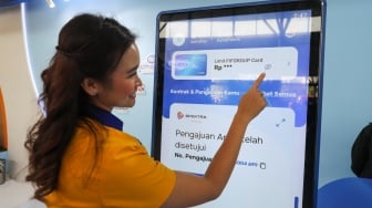 Tampilan aplikasi FIFGO saat diluncurkan di GIIAS 2025, ICE BSD, Tengerang, Banten, Sabtu (26/7/2025). [Suara.com/Alfian Winanto]