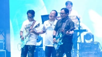 Band Wali Resmi Rilis Lightstick Official, Netizen Sebut Mirip Punya NCT