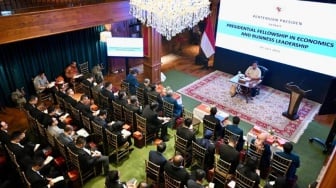 Presiden Prabowo Temui 82 Profesional Muda, Bahas Masa Depan Ekonomi Indonesia